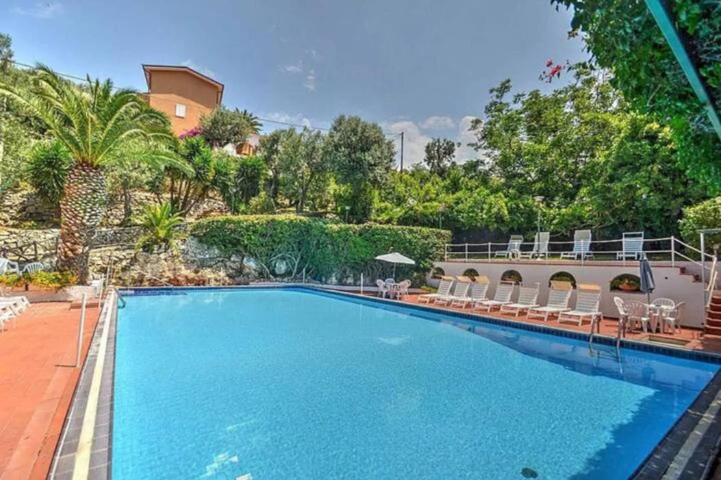 Un Paradiso A Sorrento Con Piscina Massa Lubrense Exterior photo