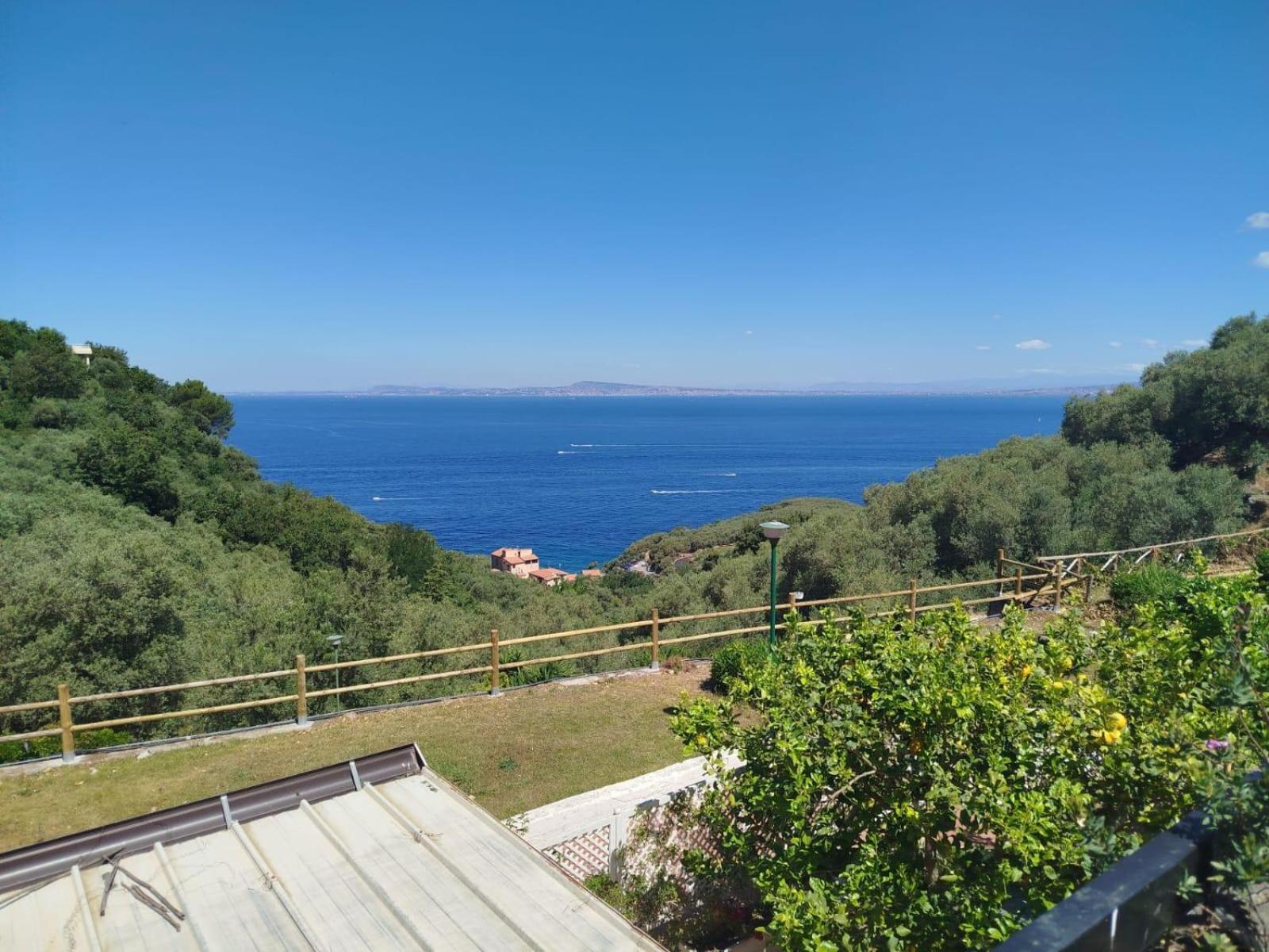 Un Paradiso A Sorrento Con Piscina Massa Lubrense Exterior photo